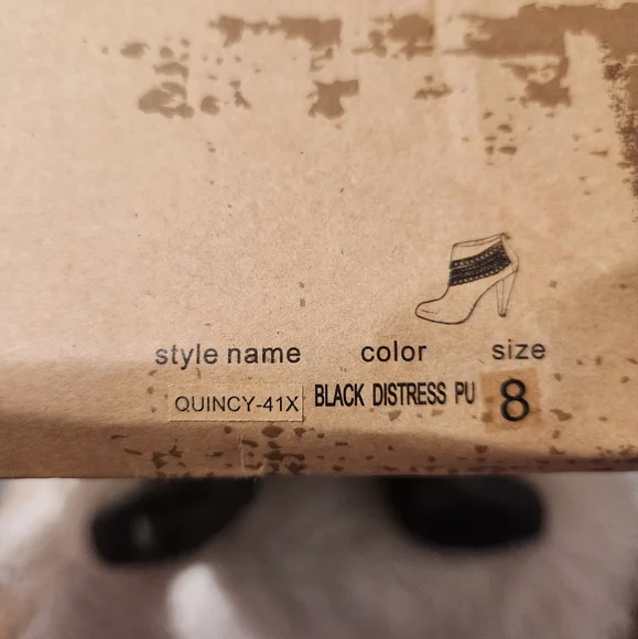 BKE Sole Silver Quincy Chain Ankle Boots 8 - Picture 7 of 9